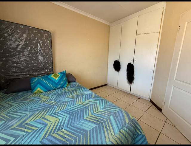 2 BEDROOM APARTMENT FOR SALE IN RUSTENBURG CENTRAL